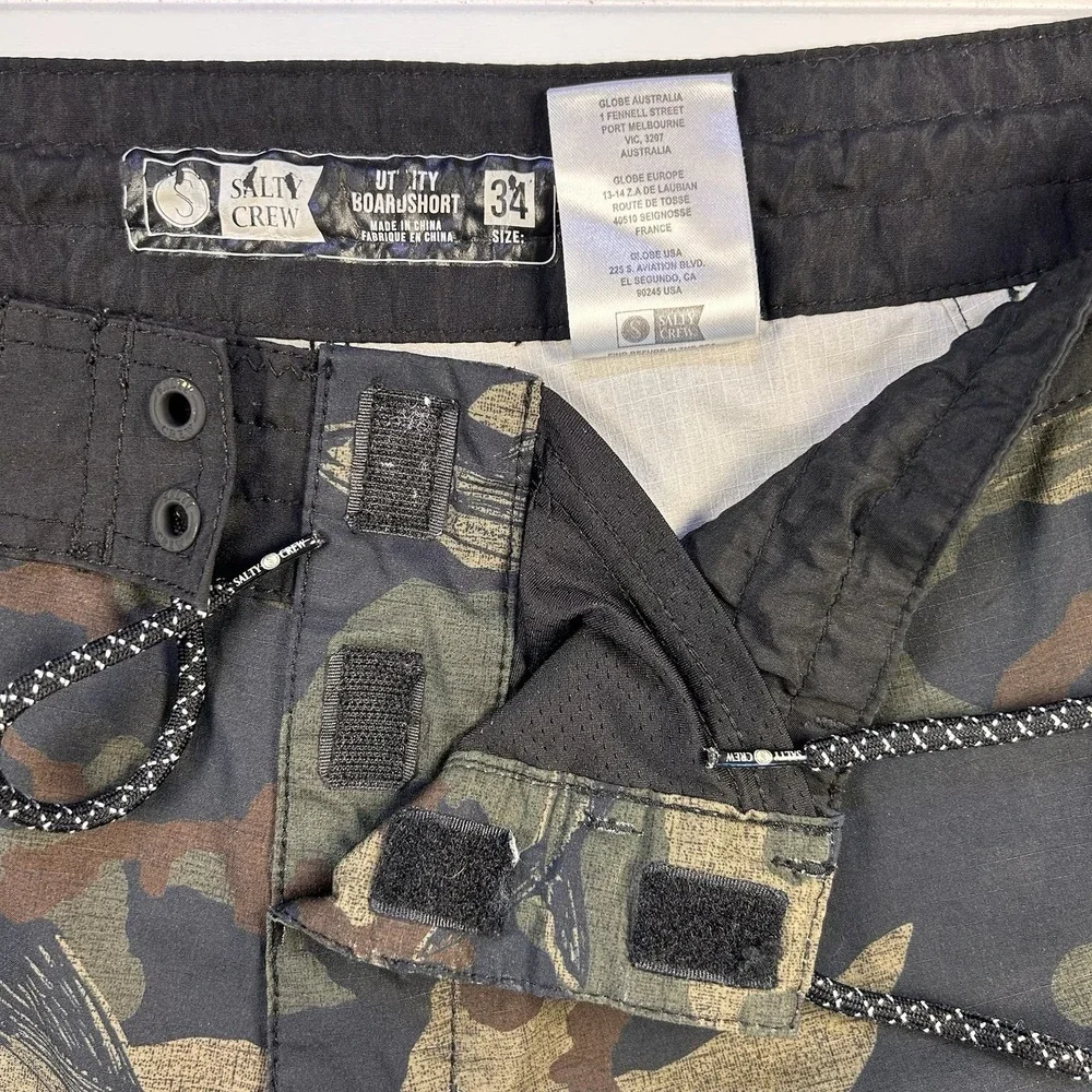 Salty Crew Utility Boardshorts Mens 34 (Fit 35) Flying Fish Camo Stretch Utility - Picture 8 of 15